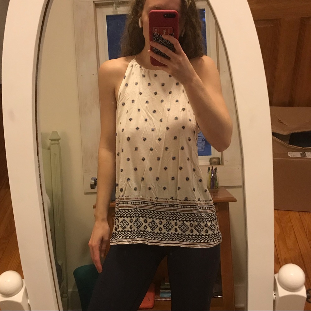 NEVER WORN old navy tank